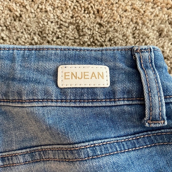 Jeans - Picture 3 of 5